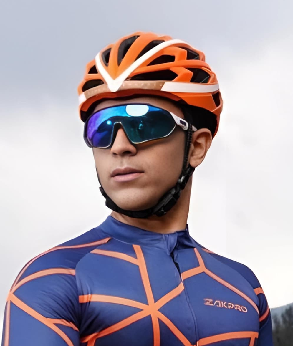 Sunglasses vs. Snow Goggles: When to Use Each and Why 